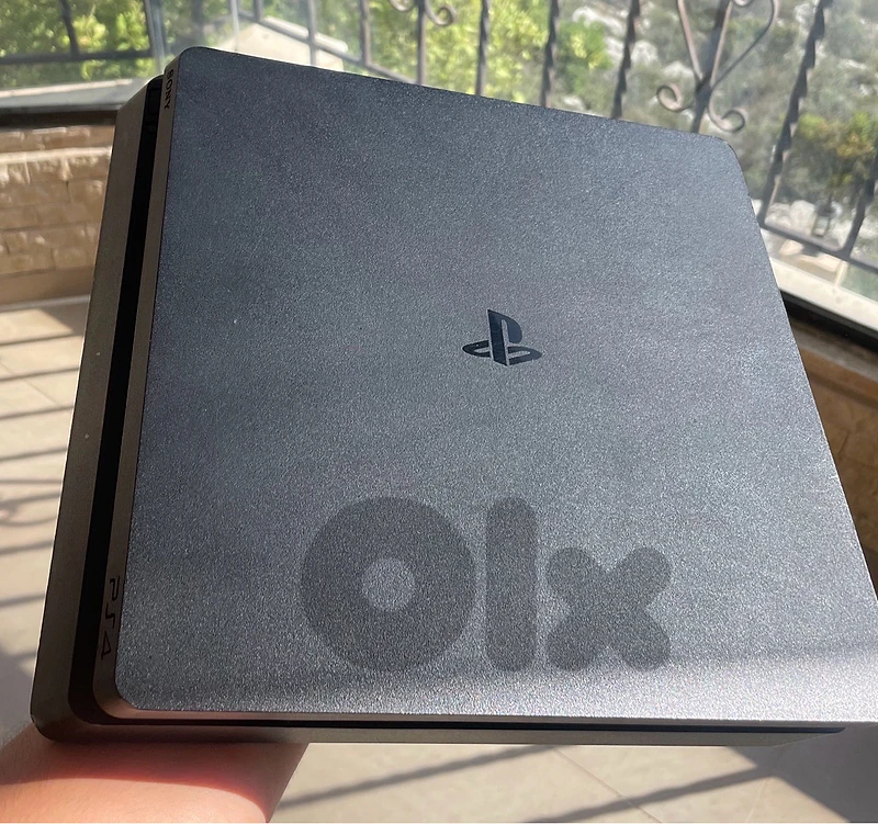 PS4 slim For SELL