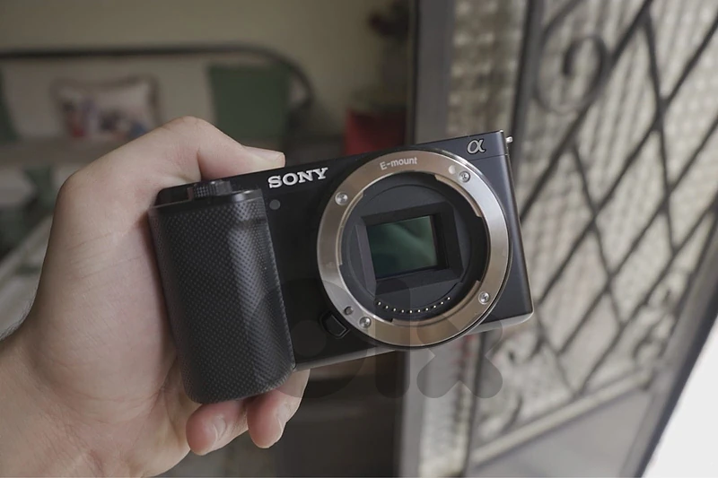 Sony ZV E10 with kit lens