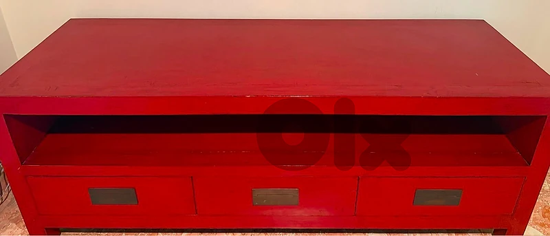 Red lacquered Japanese furniture