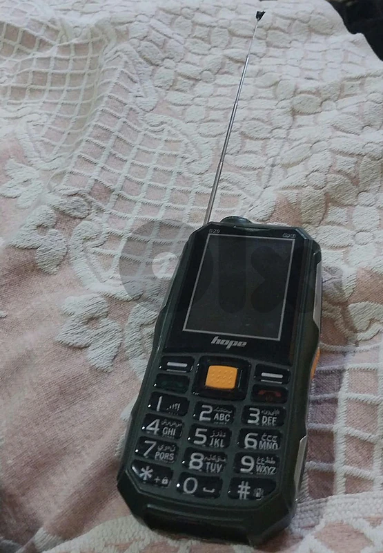 Hope S29 Rugged Phone – Big Battery – Powerful Side Flashlight