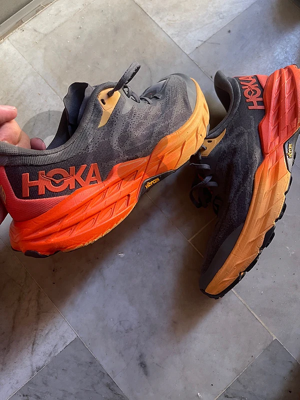 HOKA speedgoat 5 size 46 mint condition