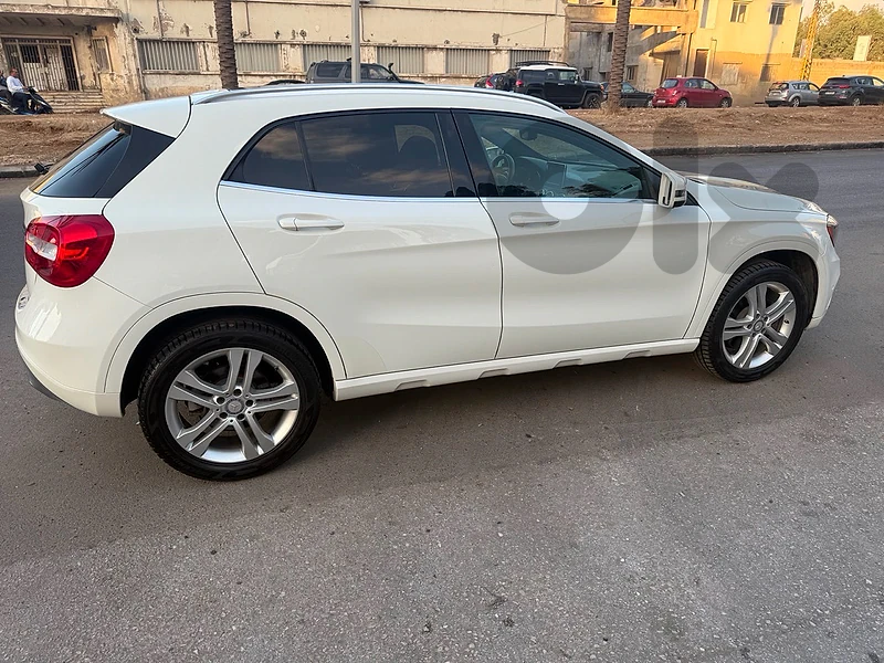 Mercedes-Benz GLA-Class 2017 250