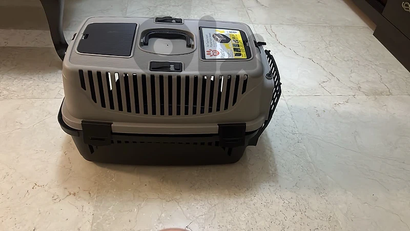 Plastart Pet Carrier Box Brand New Plastart Pet Carrier Box Brand New