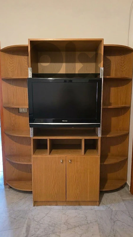 High quality oak wood TV unit and storage cabinet