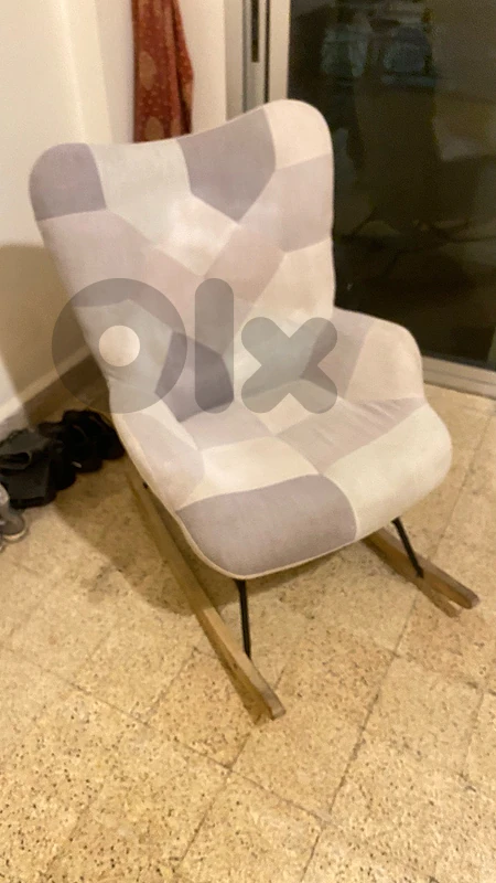 Modern Rocking Chair - Good Condition كرسي هزاز