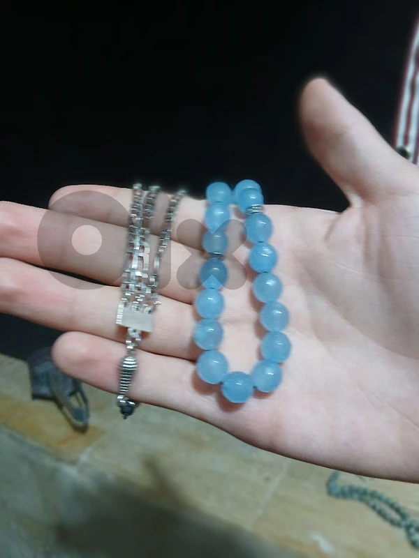 مسباح اكواماريان طبيعي