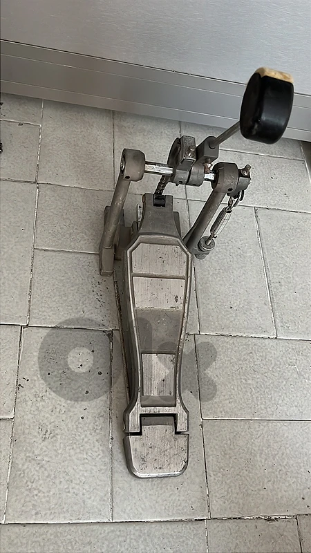 kick pedal bass drum