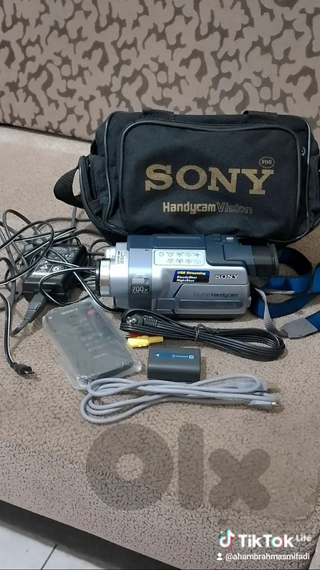 Sony digital handycam video camera