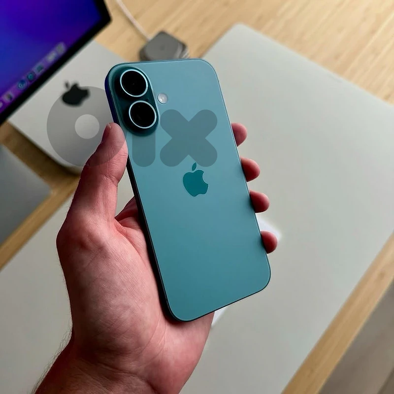 iphone 16 256 gb bat 100 and 15 pro max 256 bat 84%