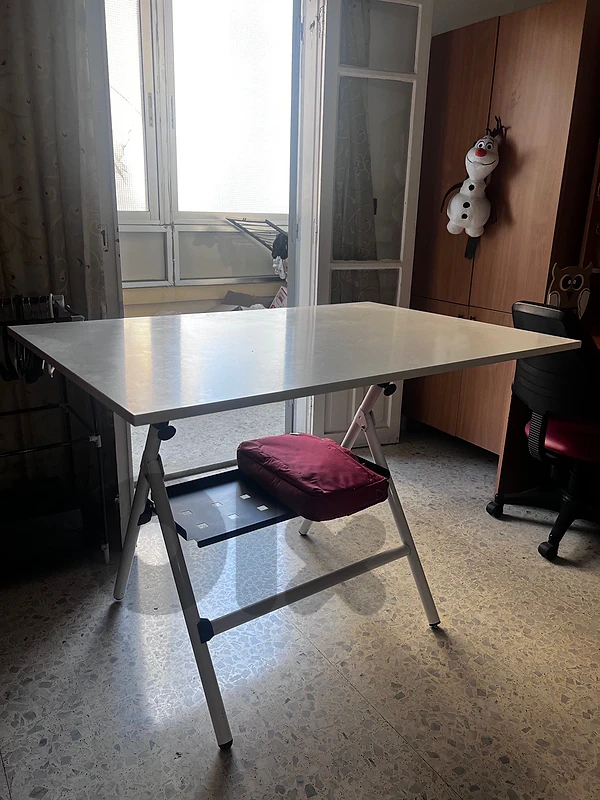 Architecture / professional drawing table