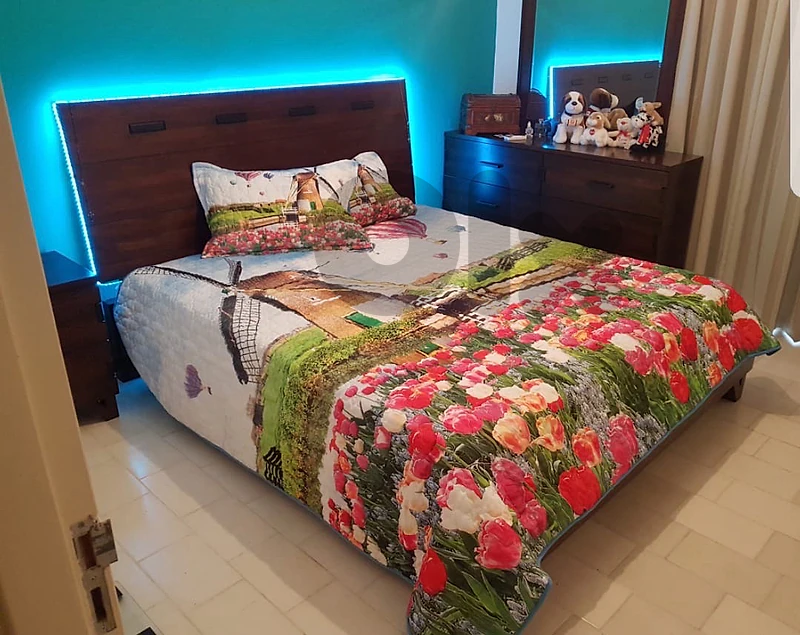 Full Bedroom