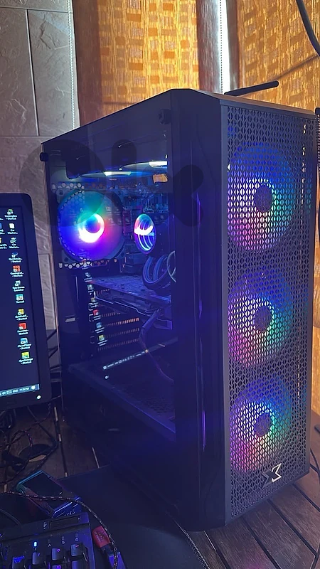 I5 4th 16 ram ssd240 hdd 1tb gtx960 4gb water cooler 240mm