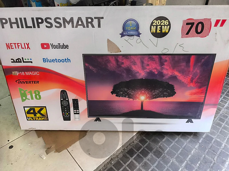 tv Hitachi smart 70 inch smart 415$