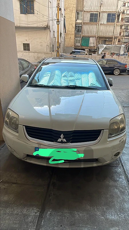 Mitsubishi Galant 2008