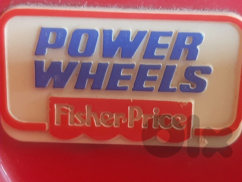 Fisher-price Power wheels Ride on Battery Jeep wrangler