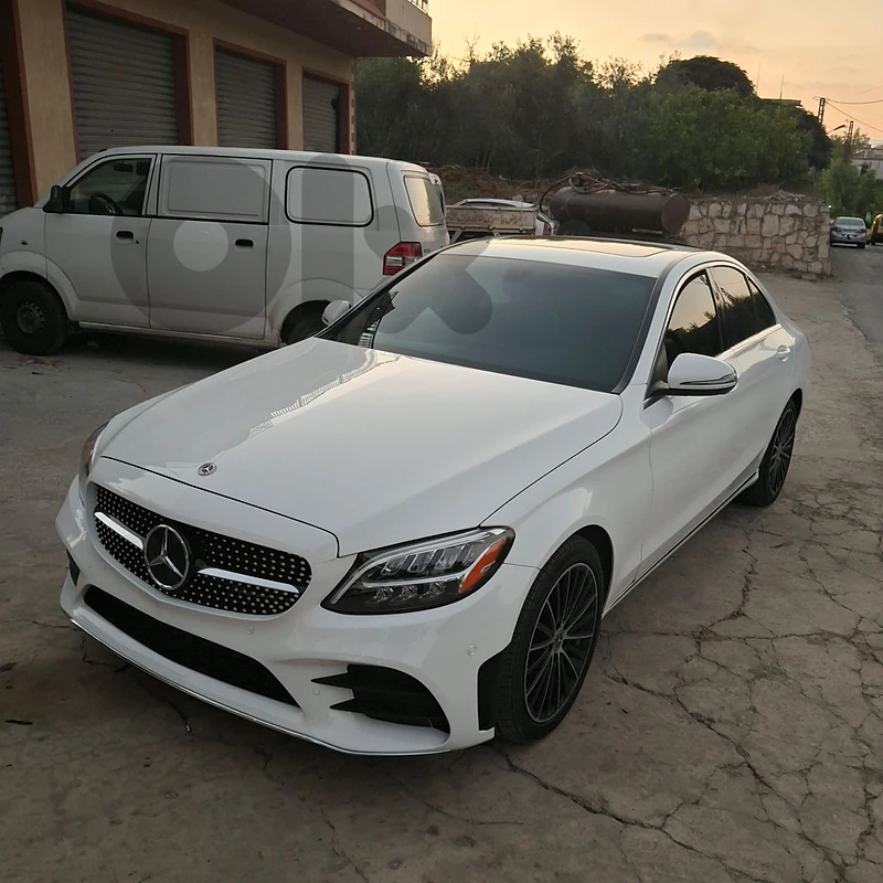 Mercedes-Benz C-Class 2019 c 300