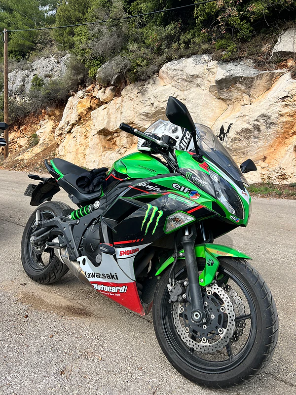 Kawasaki ER6F (Ninja 650) – Only 5,300 km – Mint Condition / One Owner Kawasaki ER6F (Ninja 650) – Only 5,300 km – Mint Condition / One Owner