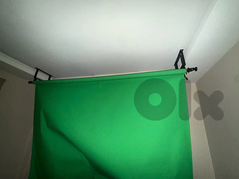 Green screen or more roller
