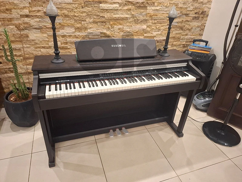 kurzweil Ak150 piano