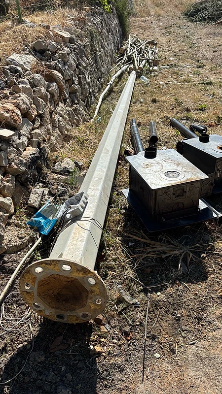 8 meter pole