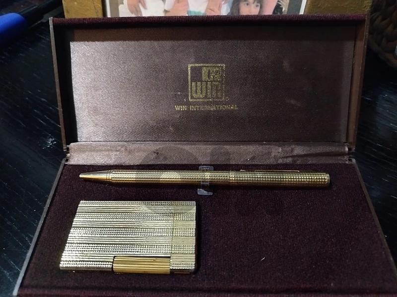 WIN lighter and pen