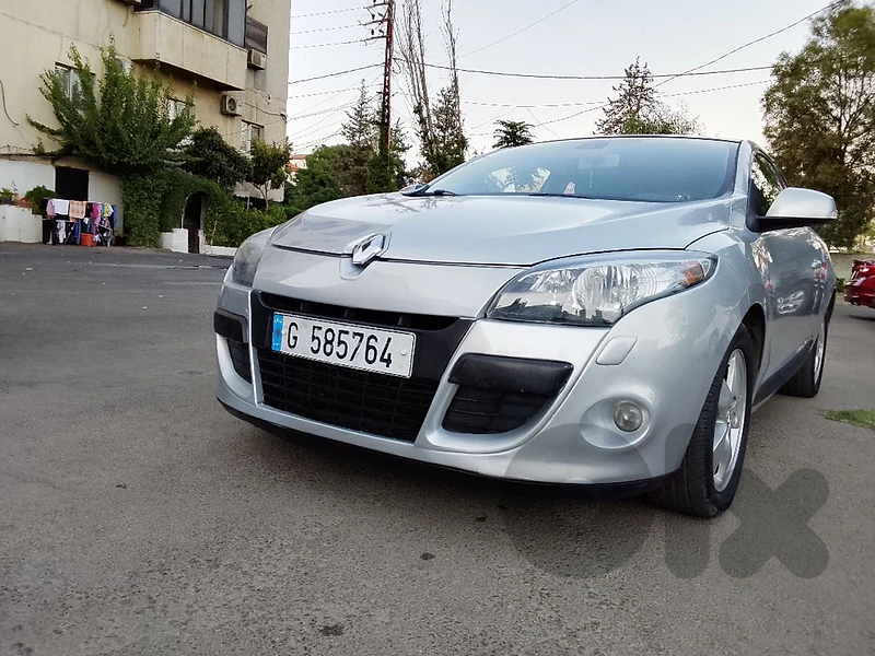 رينو 11 2011 MeGane
