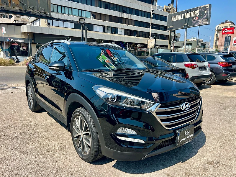 Hyundai Tucson AWD 1 owner!!