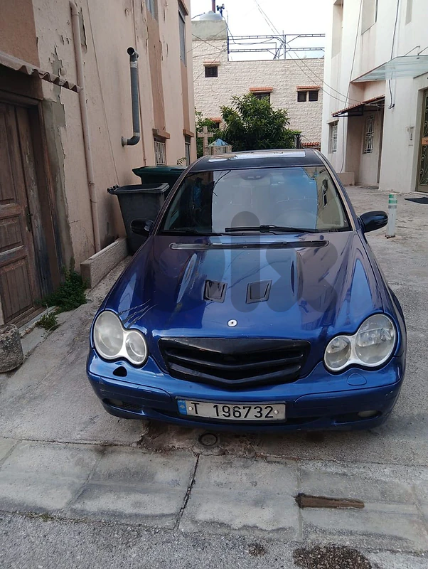 Mercedes-Benz C-Class 2003 c320