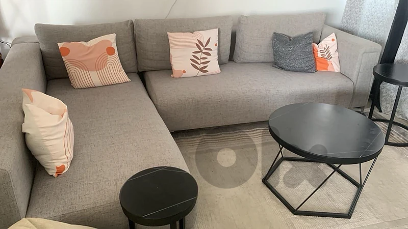 L shape sofa corner