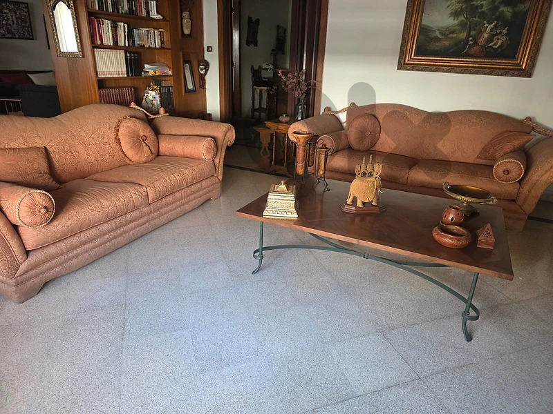 full living room for sale