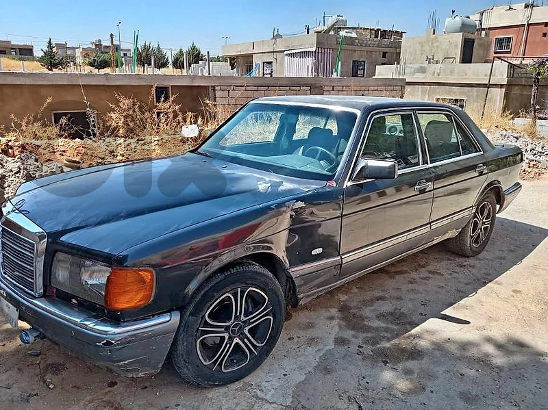 Mercedes  benz 500	1986