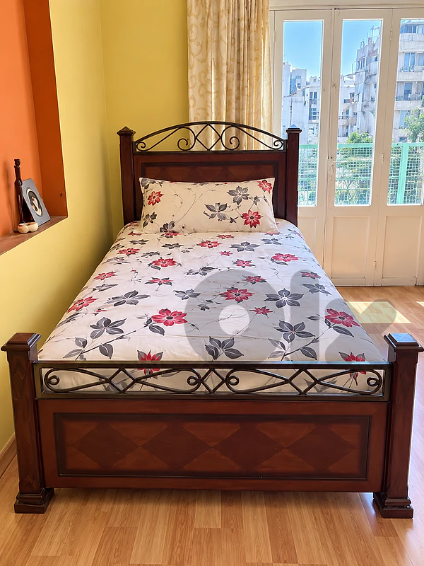 SINGLE BED
