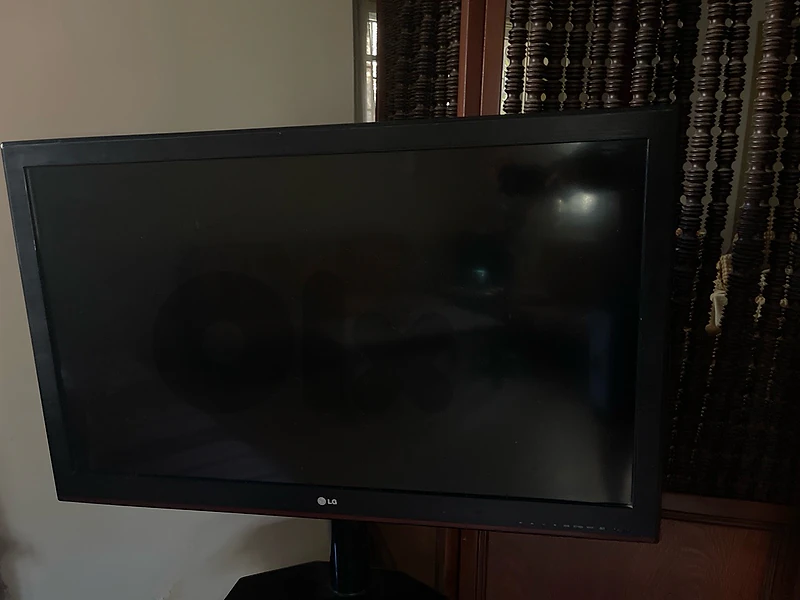 LG tv 42 inch