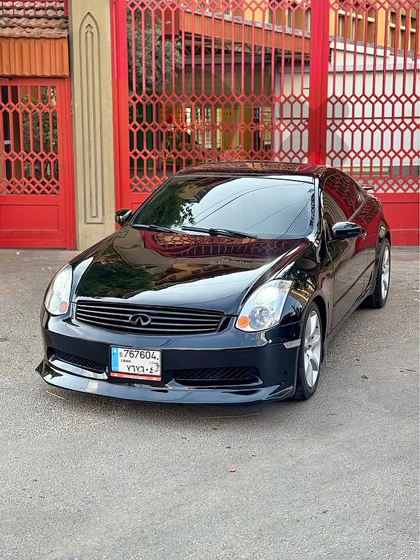 infiniti g35	2004
