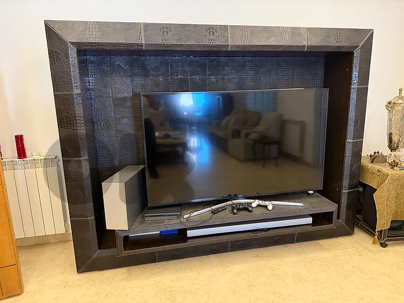 Croc Leather TV unit