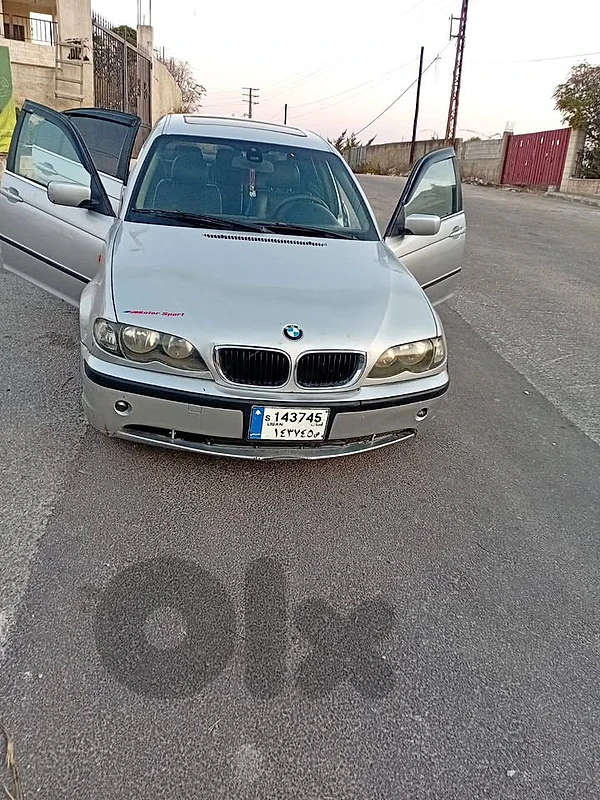 BMW 2003