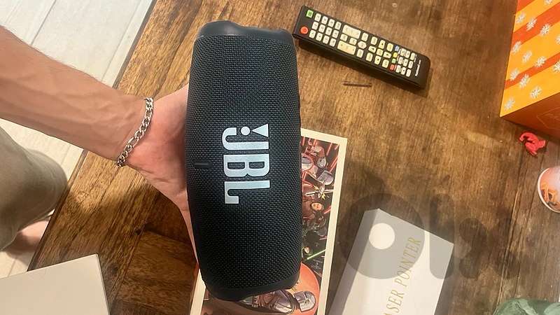 JBL charge 5 Original in Blue excellent price