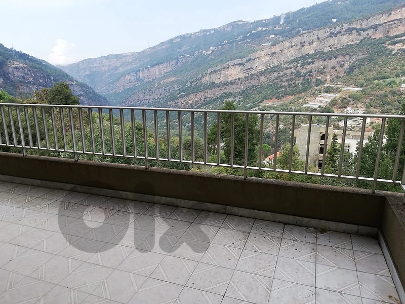Ground floor 160m 3Bedroom Yahchouch Kesrwan