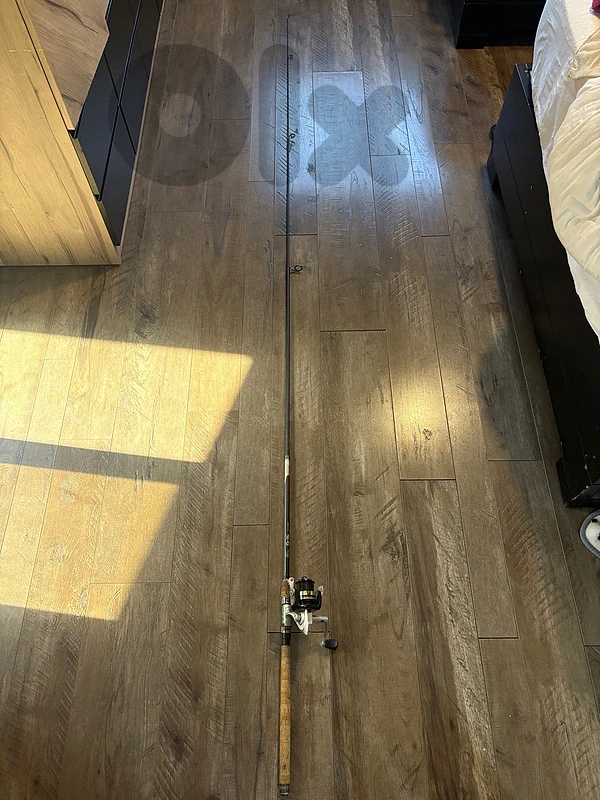 fishing rood like new used once