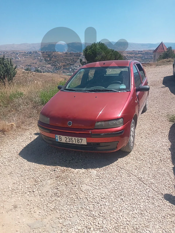 Fiat Punto 2001 .