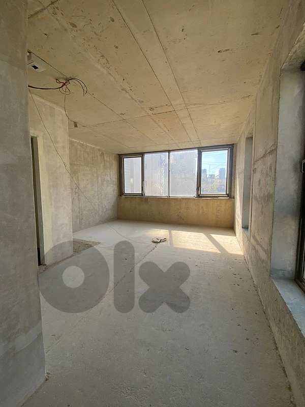 Industrial design high ceiling office badaro