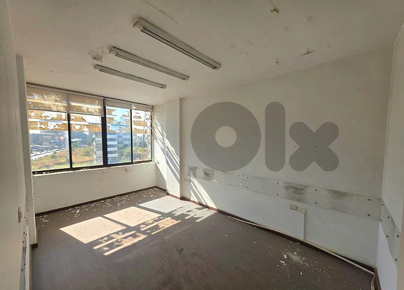 Prime location Office for sale in Mkalles 60 sqm