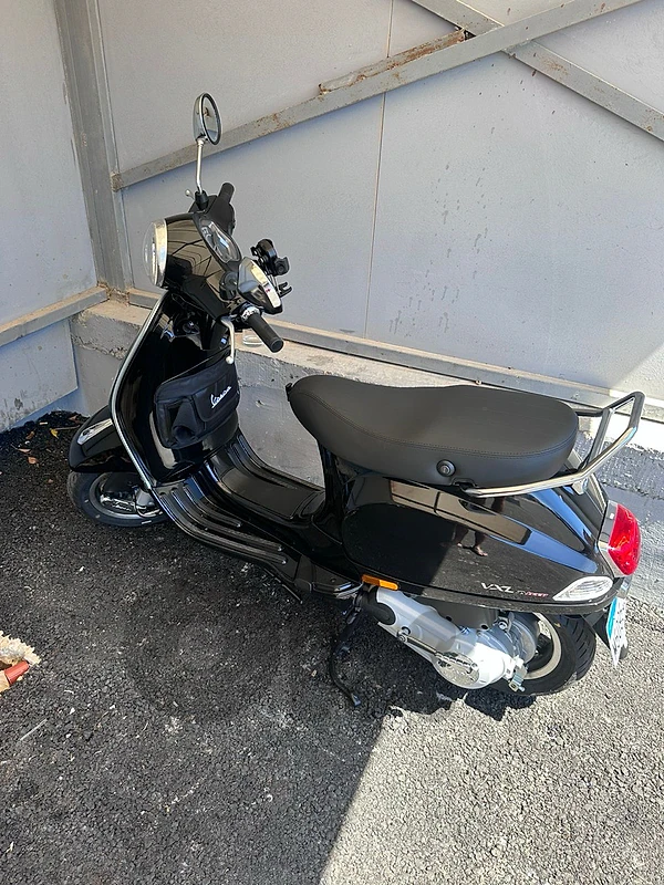 Vespa vxl