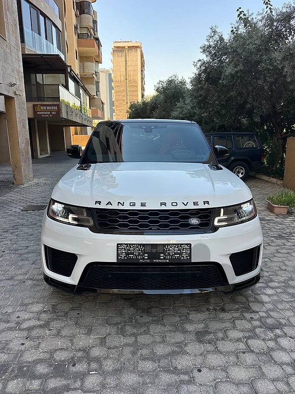 Range Rover Sport V8 Dynamic 2019 white on red (clean carfax)