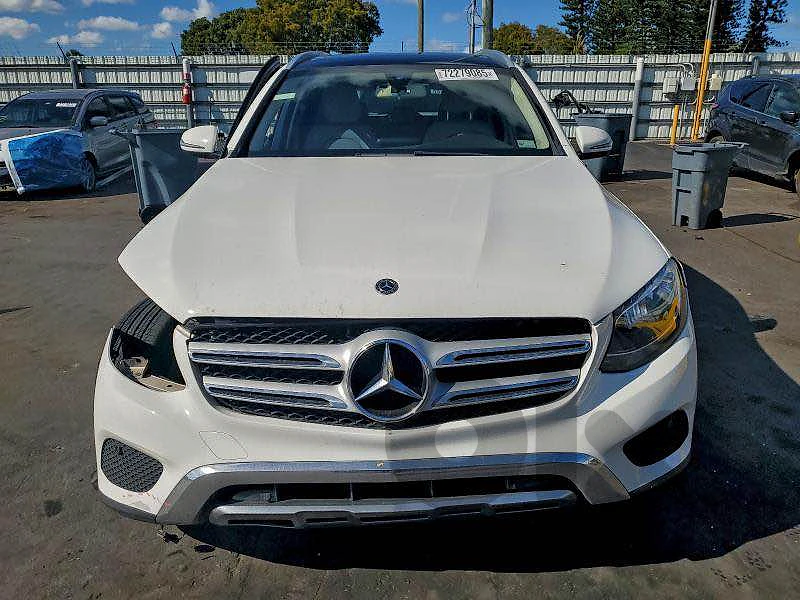 GLC300	2018