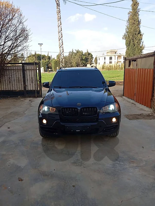 BMW E70	2007