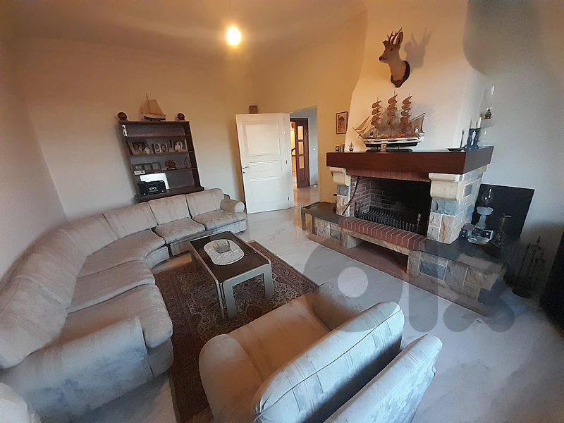 Villa For Sale In Kornet Chehwan , Hbous | Prime Location