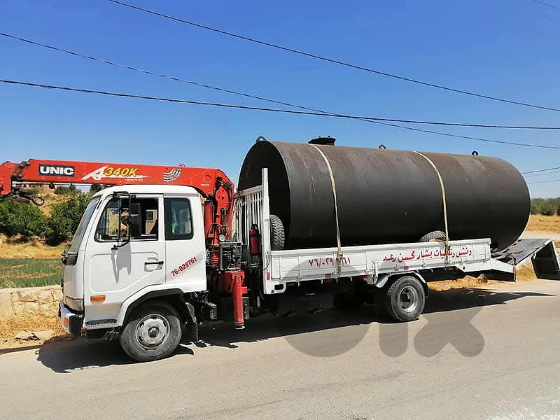 Nissan مع ونش UNIC 340K + نمرة عمومي للبيع