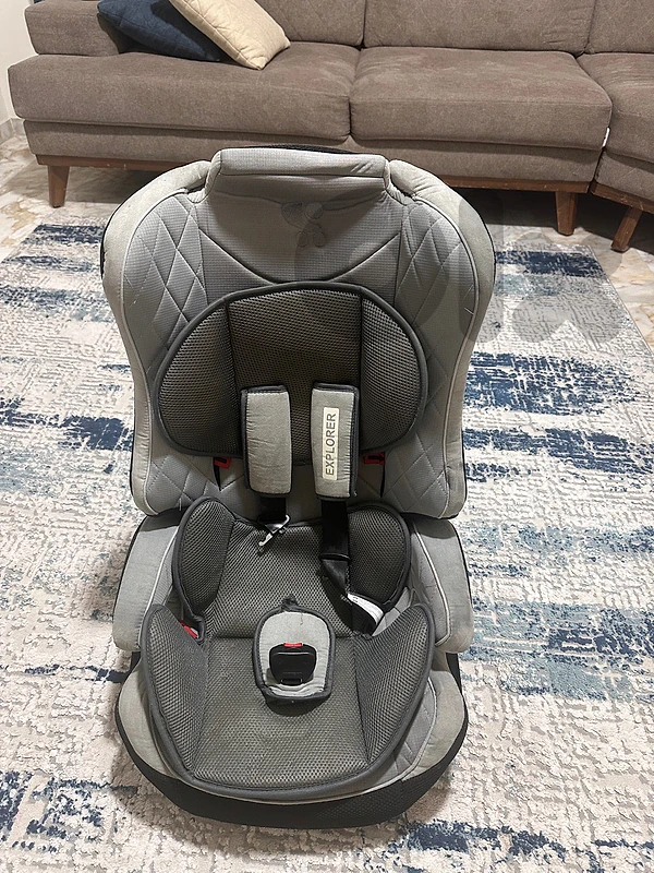 Lorelli Explorer Baby Car Seat – Like New – 9-36kg