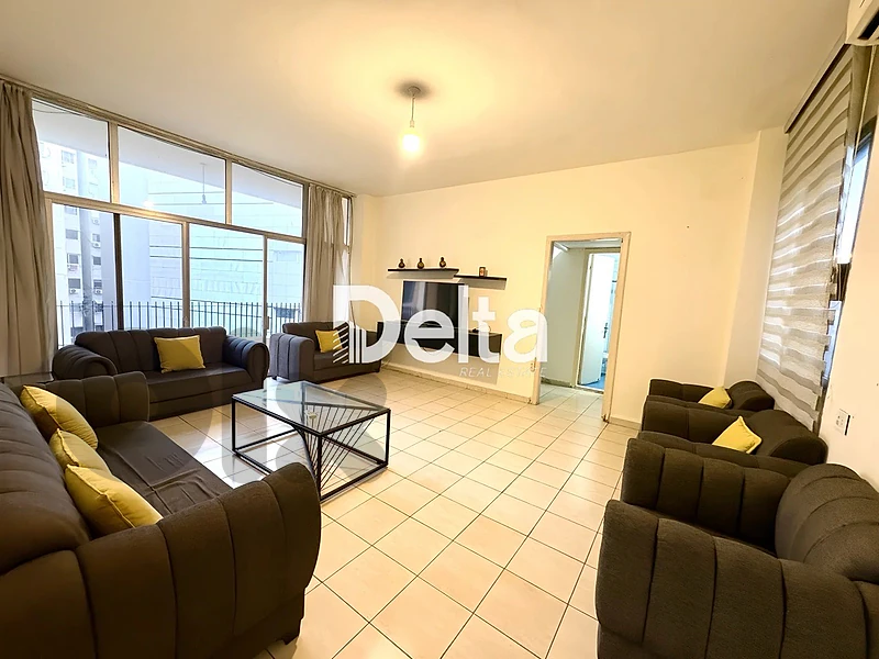 Cozy Apartment For Rent In Kroytem,Beirut Near AUB  قريطم،بيروت
